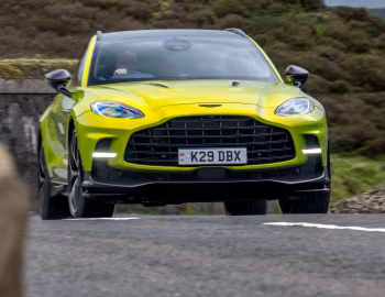 Aston Martin DBX707 [UK-spec] '2024–pr.
