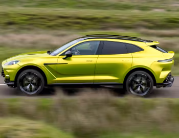 Aston Martin DBX707 [UK-spec] '2024–pr.