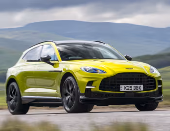Aston Martin DBX707 [UK-spec] '2024–pr.