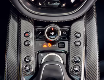 Intérieur 2023–24 Aston Martin DBX707 [North America] '2022–24