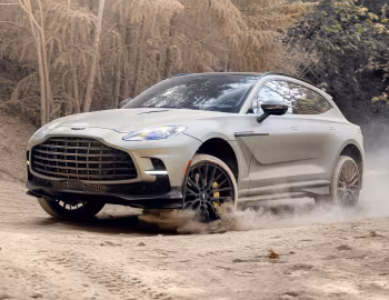 2023–24 Aston Martin DBX707 [North America] '2022–24