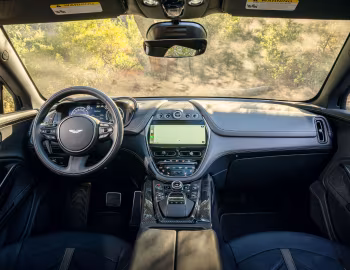 Panneau avant 2023–24 Aston Martin DBX707 [North America] '2022–24