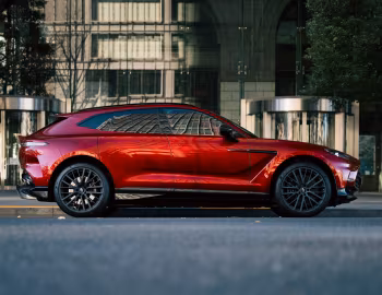 Aston Martin DBX707 [Japan] '2024–pr.