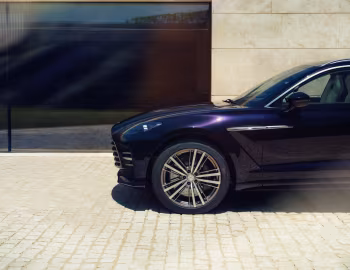Aston Martin DBX GT [UK-spec] '2026