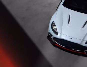 Aston Martin DBX S [UK-spec] '2025–pr.
