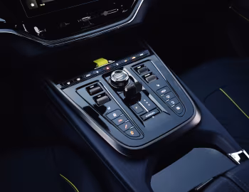 Intérieur 2026 Aston Martin DBX S [North America] '2025–pr.