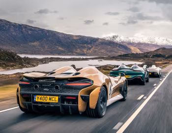 Ferrari Monza SP2, Aston Martin V12 Speedster "DBR1 spec", McLaren Elva