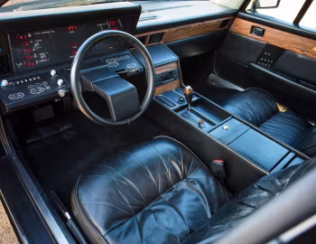 Panneau avant 1983–87 Aston Martin Lagonda [North America] '1982–87