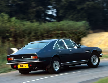 Aston Martin Lagonda V8 Saloon '1974–76