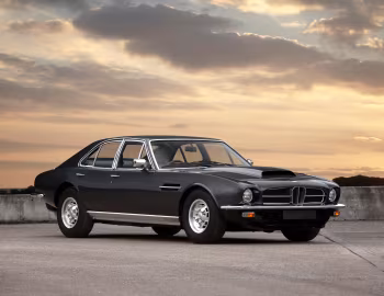 Aston Martin Lagonda V8 Saloon '1974–76
