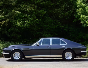 Aston Martin Lagonda V8 Saloon '1974–76