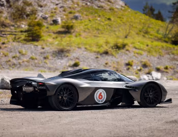 Aston Martin Valkyrie [EU-spec] (#038/150) '2022