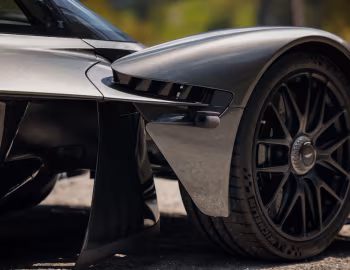Aston Martin Valkyrie [EU-spec] (#038/150) '2022