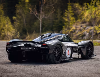 Aston Martin Valkyrie [EU-spec] (#038/150) '2022