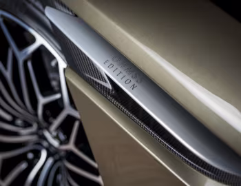 Aston Martin "OHMSS" DBS Superleggera [UK-spec] '2019–20