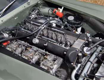 Sous la capuche Aston Martin Project 215 (DP215/1) '1963