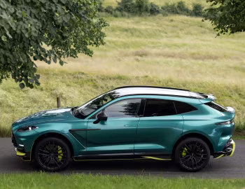 Q by Aston Martin DBX707 [UK-spec] '2022–24