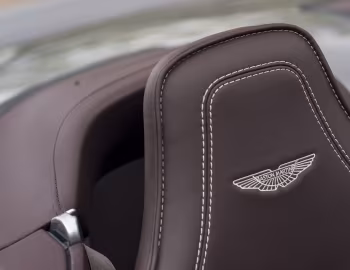 Intérieur Q by Aston Martin Vantage GT12 Roadster '06.2016