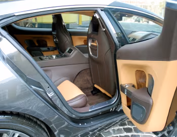 Intérieur Status Design Aston Martin Rapide '2011–13