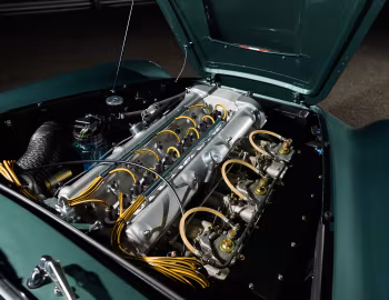 Sous la capuche Aston Martin DB4 GT Continuation [Worldwide] '2017–pr.