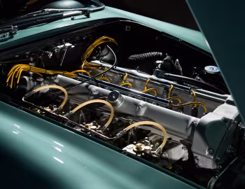 Sous la capuche Aston Martin DB4 GT Continuation [Worldwide] '2017–pr.