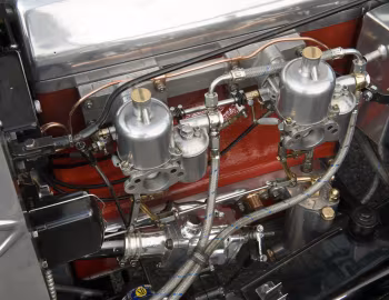 Sous la capuche Aston Martin Ulster '1934–36