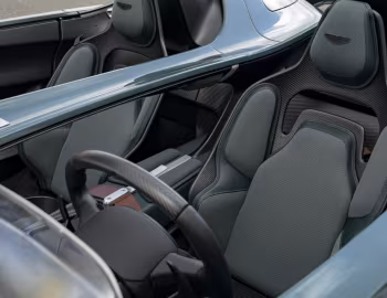 Intérieur Aston Martin V12 Speedster "DBR1 spec" '2021–pr.