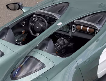 Intérieur Aston Martin V12 Speedster "DBR1 spec" '2021–pr.