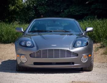 2002–06 Aston Martin V12 Vanquish [North America] '2001–06