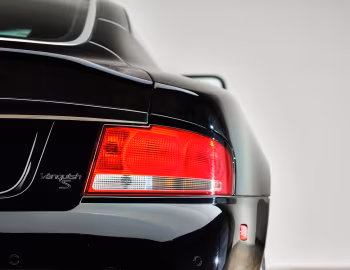 2005–07 Aston Martin V12 Vanquish S [North America] '2004–07