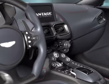 Intérieur Aston Martin V12 Vantage [Worldwide] '2022–pr.