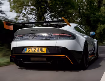 Aston Martin V12 Vantage "GT12" [UK-spec] '2015
