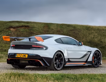 Aston Martin V12 Vantage "GT12" [UK-spec] '2015