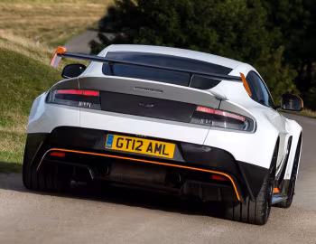 Aston Martin V12 Vantage "GT12" [UK-spec] '2015