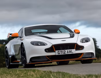 Aston Martin V12 Vantage "GT12" [UK-spec] '2015