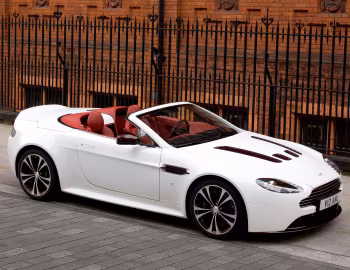 Aston Martin V12 Vantage Roadster '2012–13