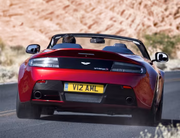 Aston Martin V12 Vantage S Roadster [Worldwide] '2014–17
