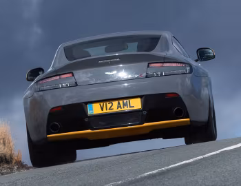 Aston Martin V12 Vantage S Sport-Plus Pack [UK-spec] '2016–17