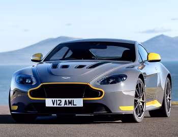 Aston Martin V12 Vantage S Sport-Plus Pack [UK-spec] '2016–17