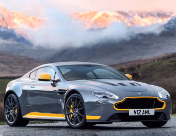 Aston Martin V12 Vantage S Sport-Plus Pack [UK-spec] '2016–17