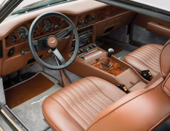Intérieur 1980–84 Aston Martin V8 Vantage [Canada] (Series II) '1979–84