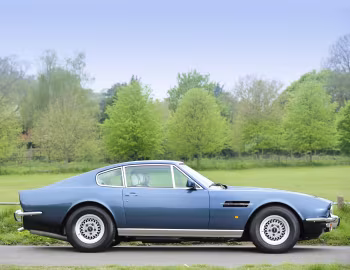 Aston Martin V8 [UK-spec] (Series V) '01.1986–89