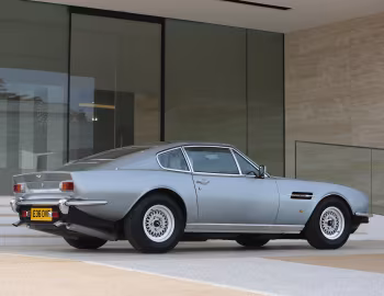 Aston Martin V8 [UK-spec] (Series V) '01.1986–89