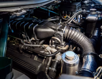 Sous la capuche Aston Martin V8 Cygnet '07.2018