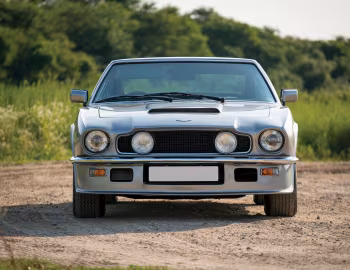 Aston Martin V8 [UK-spec] (Series II) '05.1972–07.1973