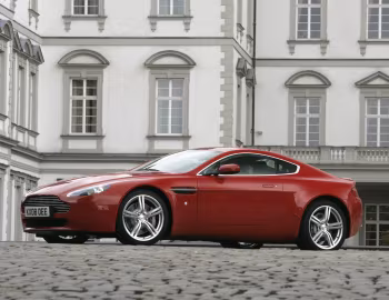 Aston Martin V8 Vantage [Worldwide] '2008–12