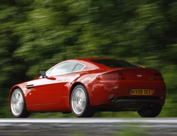Aston Martin V8 Vantage [Worldwide] '2008–12