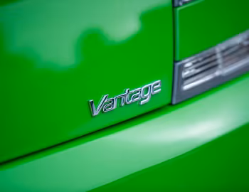 Aston Martin V8 Vantage "V8 Vantage Race Collection 007 of 007" (#5/7) '2010