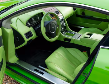 Intérieur Aston Martin V8 Vantage "V8 Vantage Race Collection 007 of 007" (#5/7) '2010