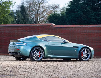 Aston Martin V8 Vantage "V8 Vantage Race Collection 007 of 007" (#4/7) '2010